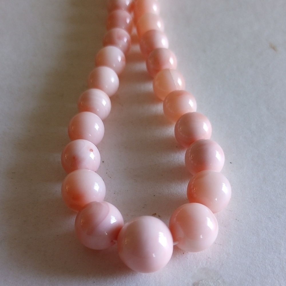LUCORAL BABY PINK ANGEL SKIN CORAL  NECKLACE 24" LONG  SIGNED - Picture 6 of 7